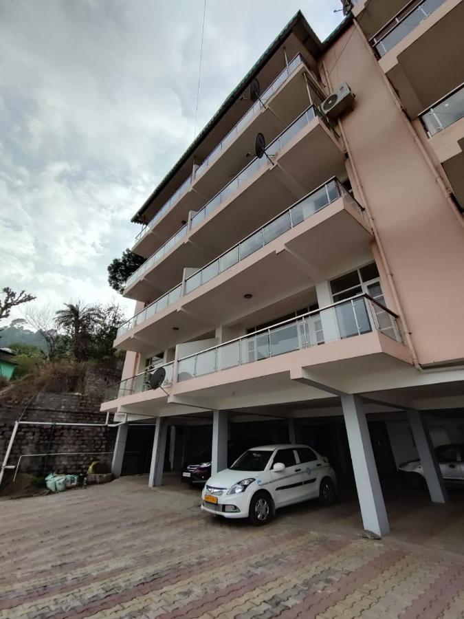 Apartment Edge With Balcony