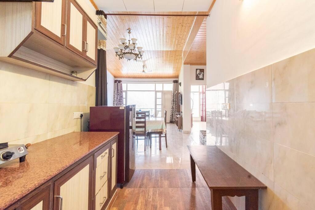 अपार्टमेंट Edge With Balcony