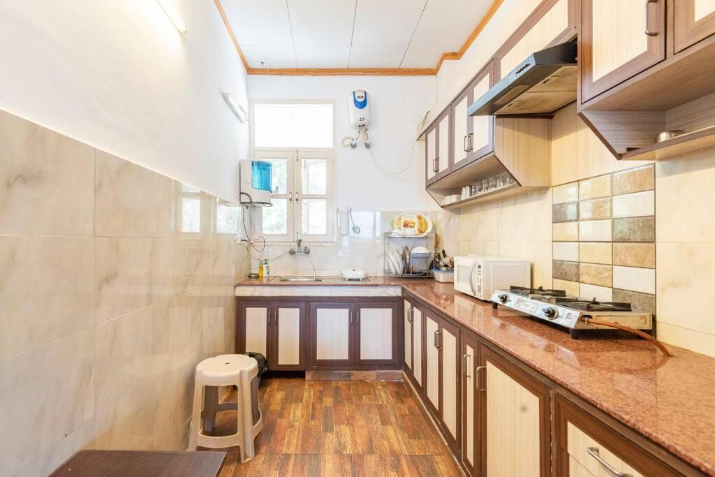 अपार्टमेंट Edge With Balcony *